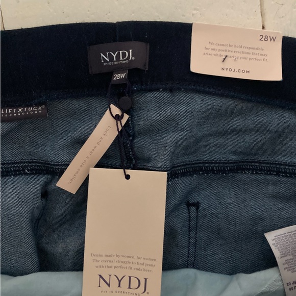 Nydj new pull on straight jeans dark wash size 28w plus - Picture 3 of 5